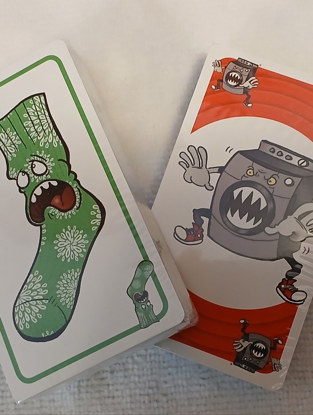 Pair 'Em Up Family Card Game For Ages 7+